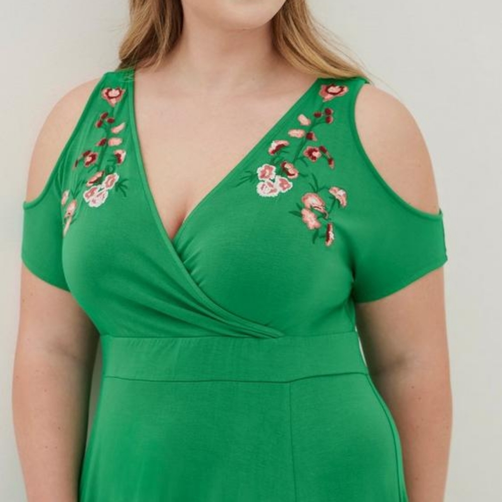 Torrid Sz 5 Super Soft Embroidered Cold Shoulder Surplice Maxi Dress - Picture 2 of 5